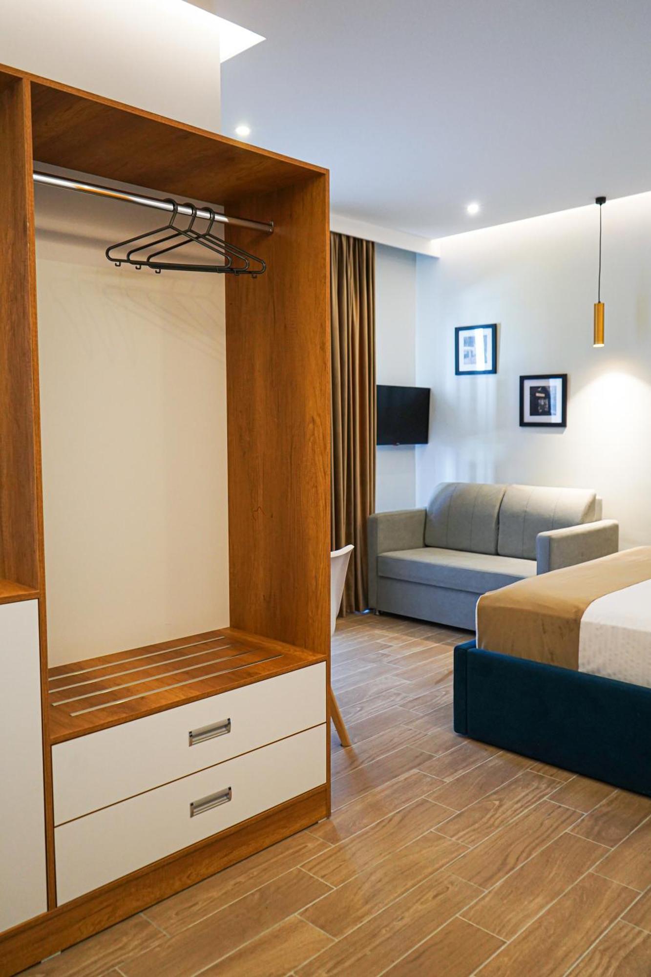 Delmar Apartments 골렘 외부 사진