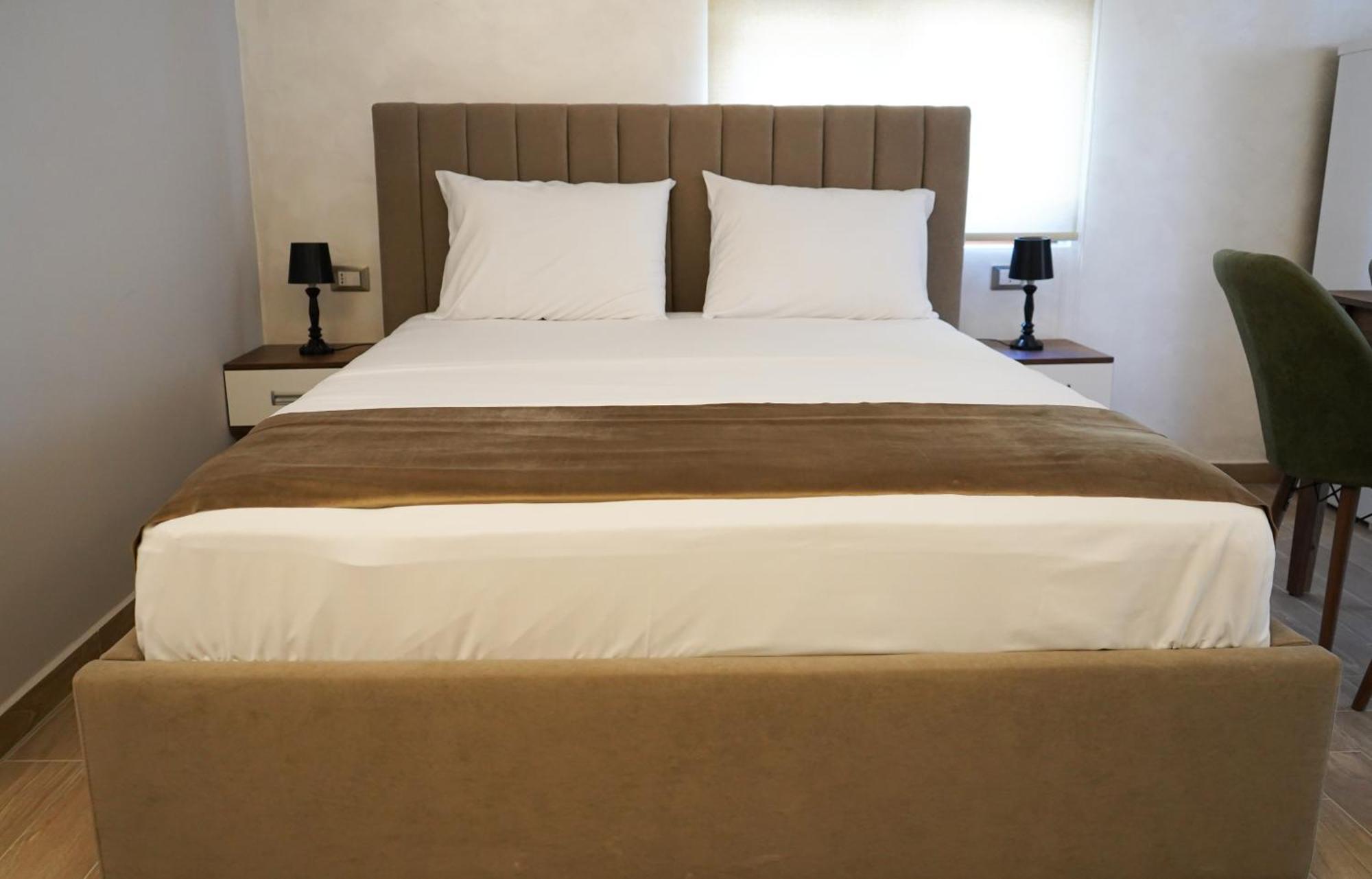 Delmar Apartments 골렘 외부 사진